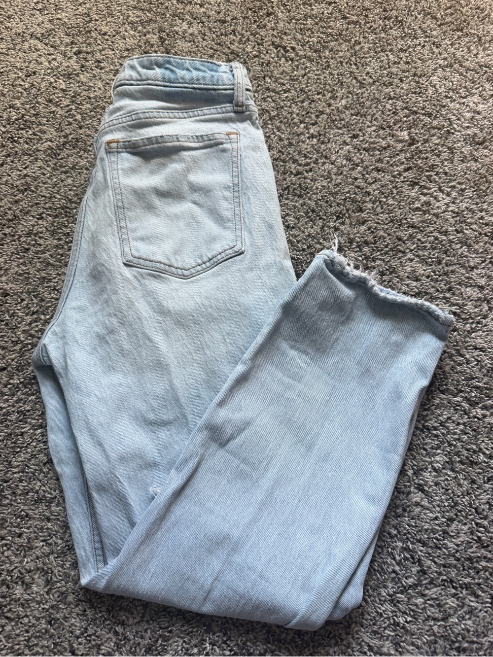 Abercrombie & Fitch Light Wash High-Rise Cropped Jeans